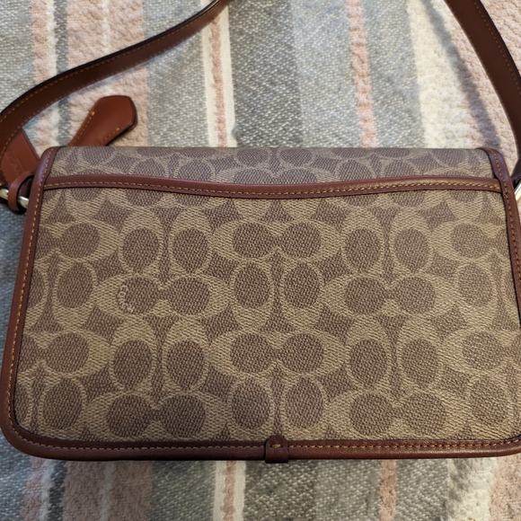 Coach Studio Shoulder Bag In Signature Canvas - Picture 4 of 9